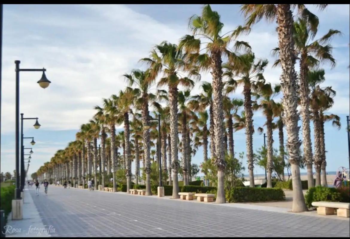 La Casita Azul De La Playa Apartman Valencia Kültér fotó